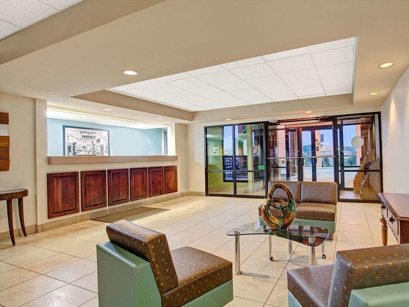 Super 8 By Wyndham Knoxville East Zewnętrze zdjęcie