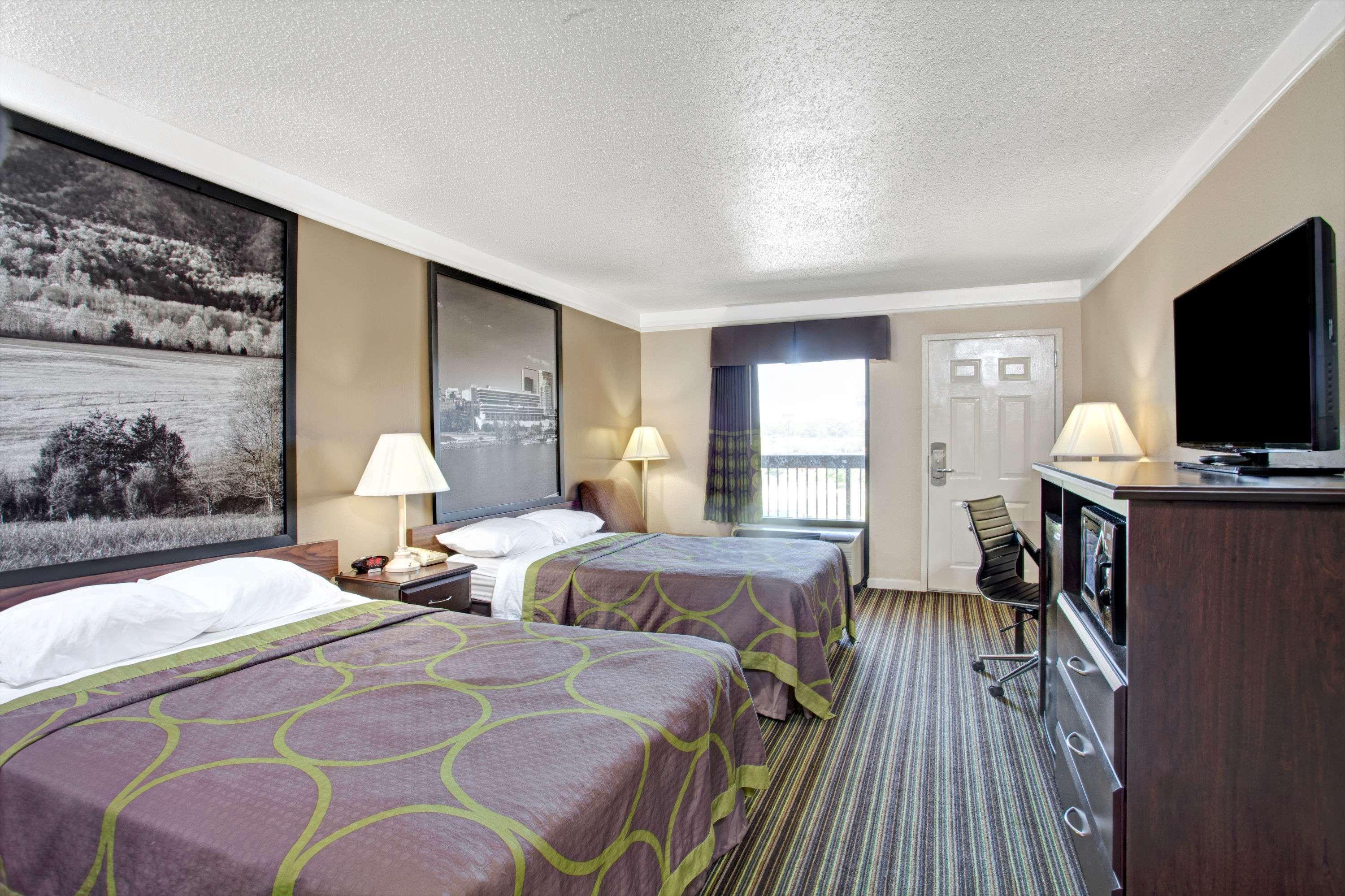 Super 8 By Wyndham Knoxville East Zewnętrze zdjęcie