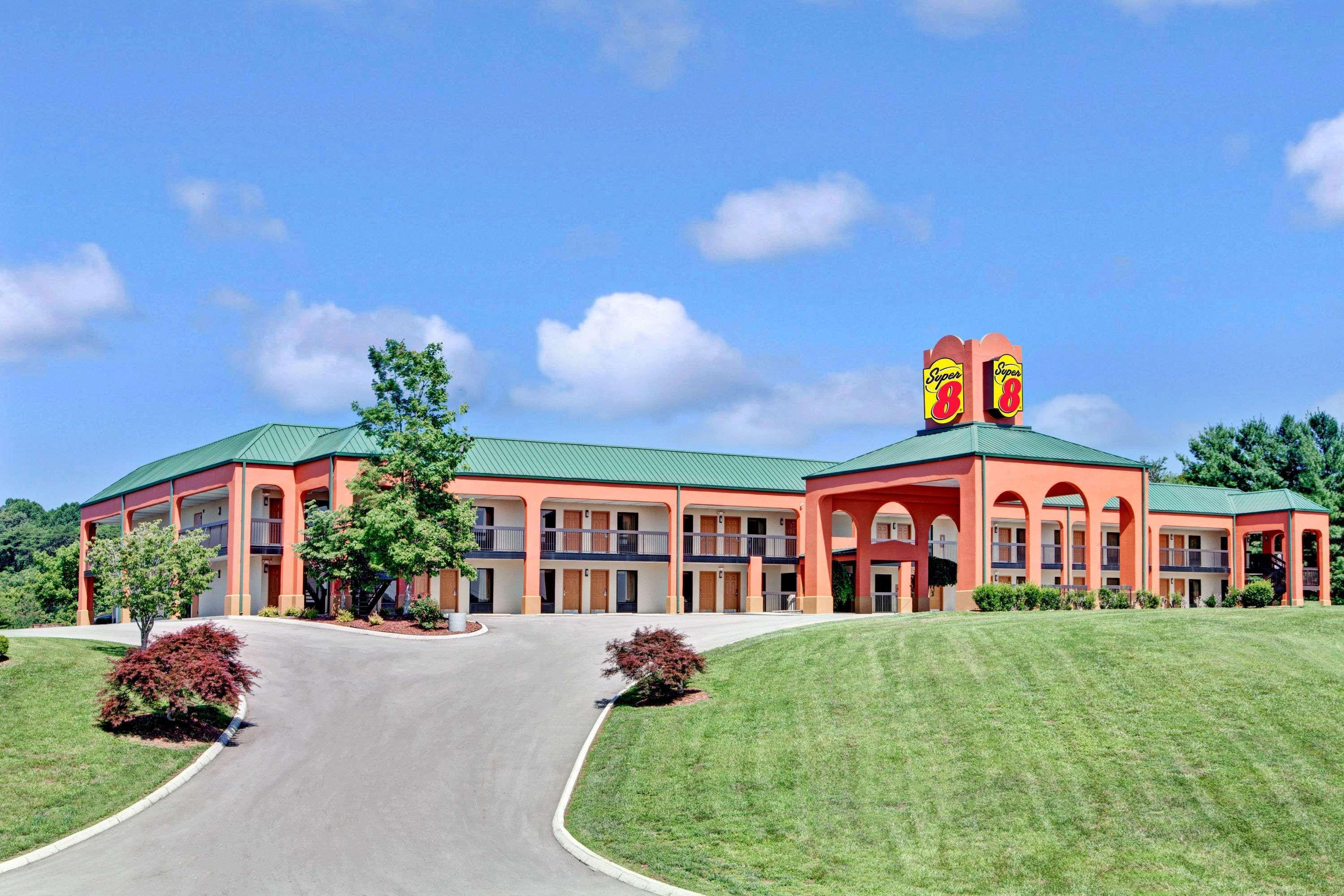 Super 8 By Wyndham Knoxville East Zewnętrze zdjęcie