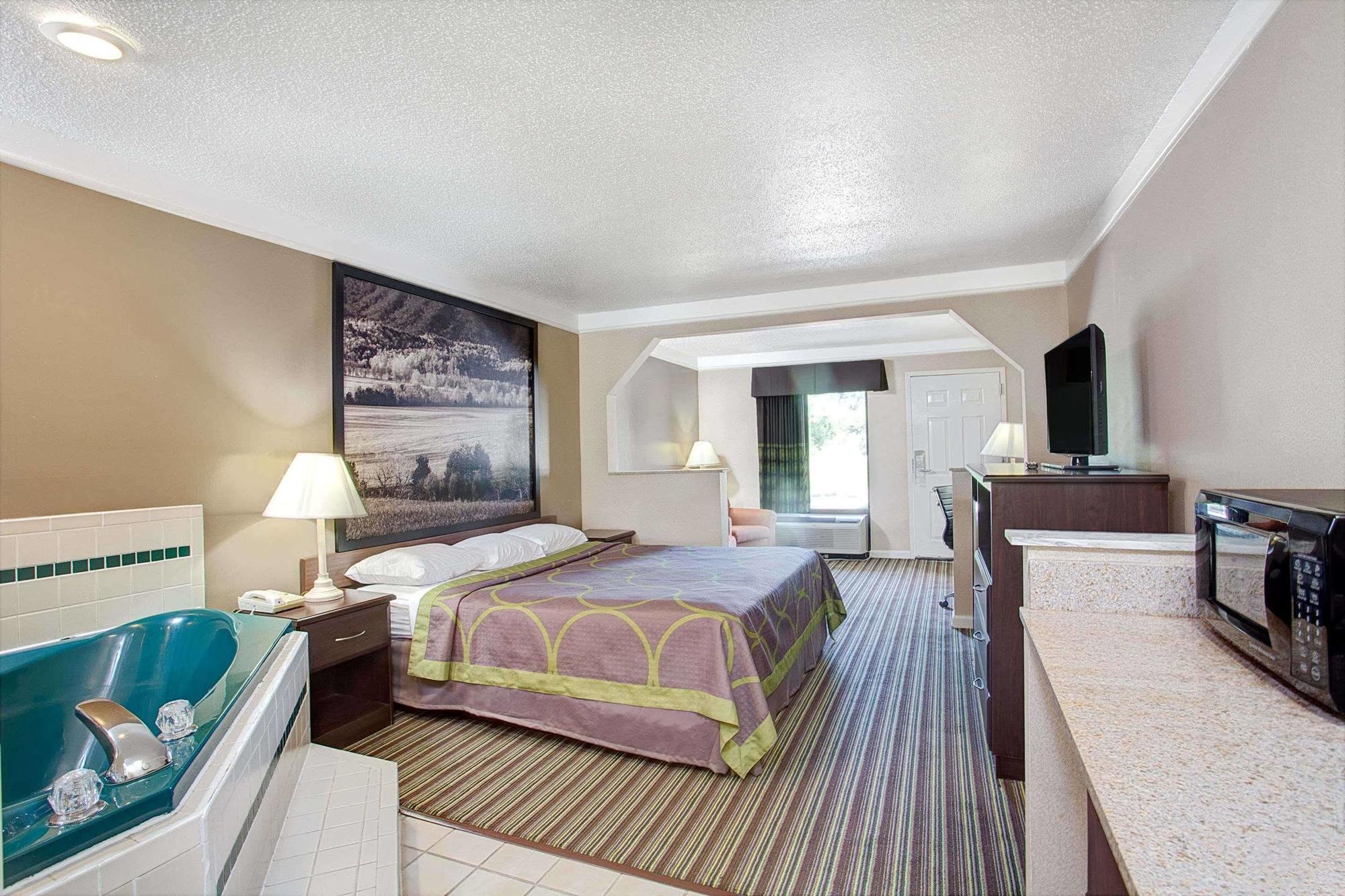 Super 8 By Wyndham Knoxville East Zewnętrze zdjęcie
